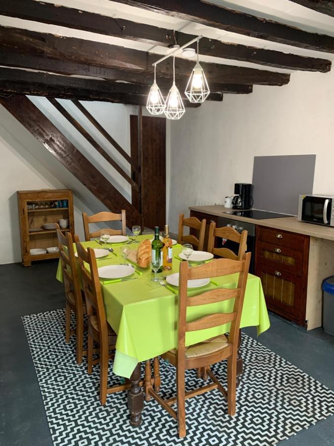 Doxie Cottage Saint-Chabrais Exteriör bild