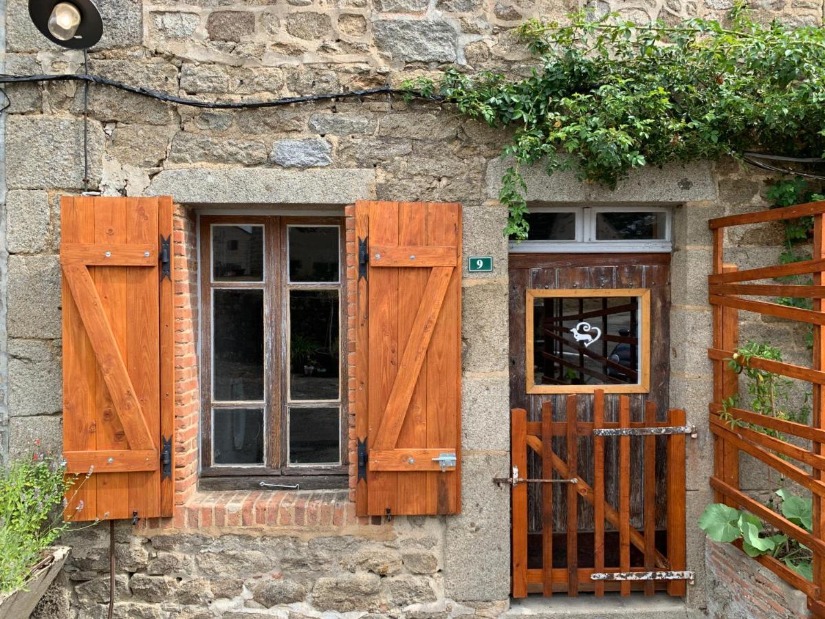 Doxie Cottage Saint-Chabrais Exteriör bild